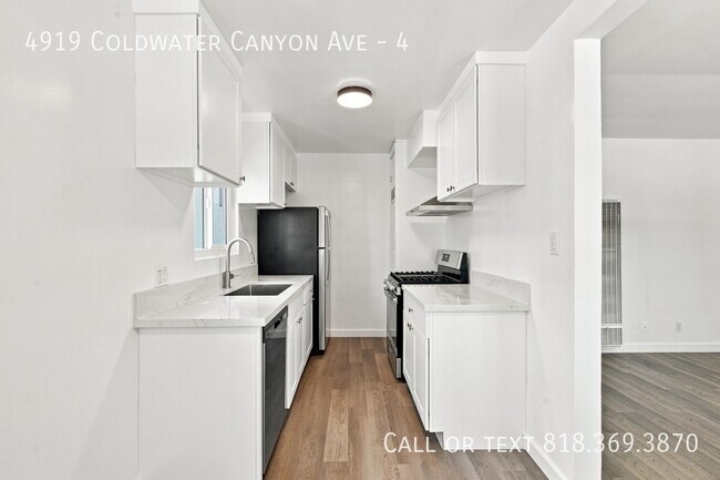 Foto del edificio - 4919 Coldwater Canyon Ave
