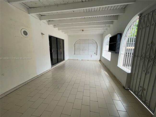 Foto del edificio - 13720 SW 32nd St