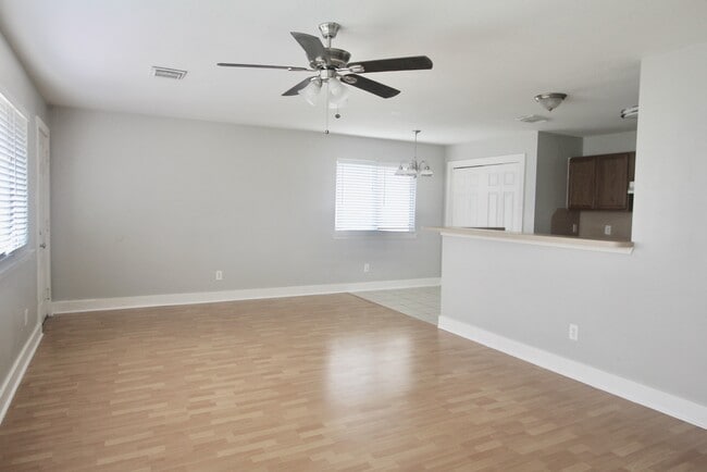 Building Photo - 19507 Winston Hill Dr