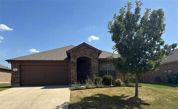 Building Photo - 308 Triple Crown Ln