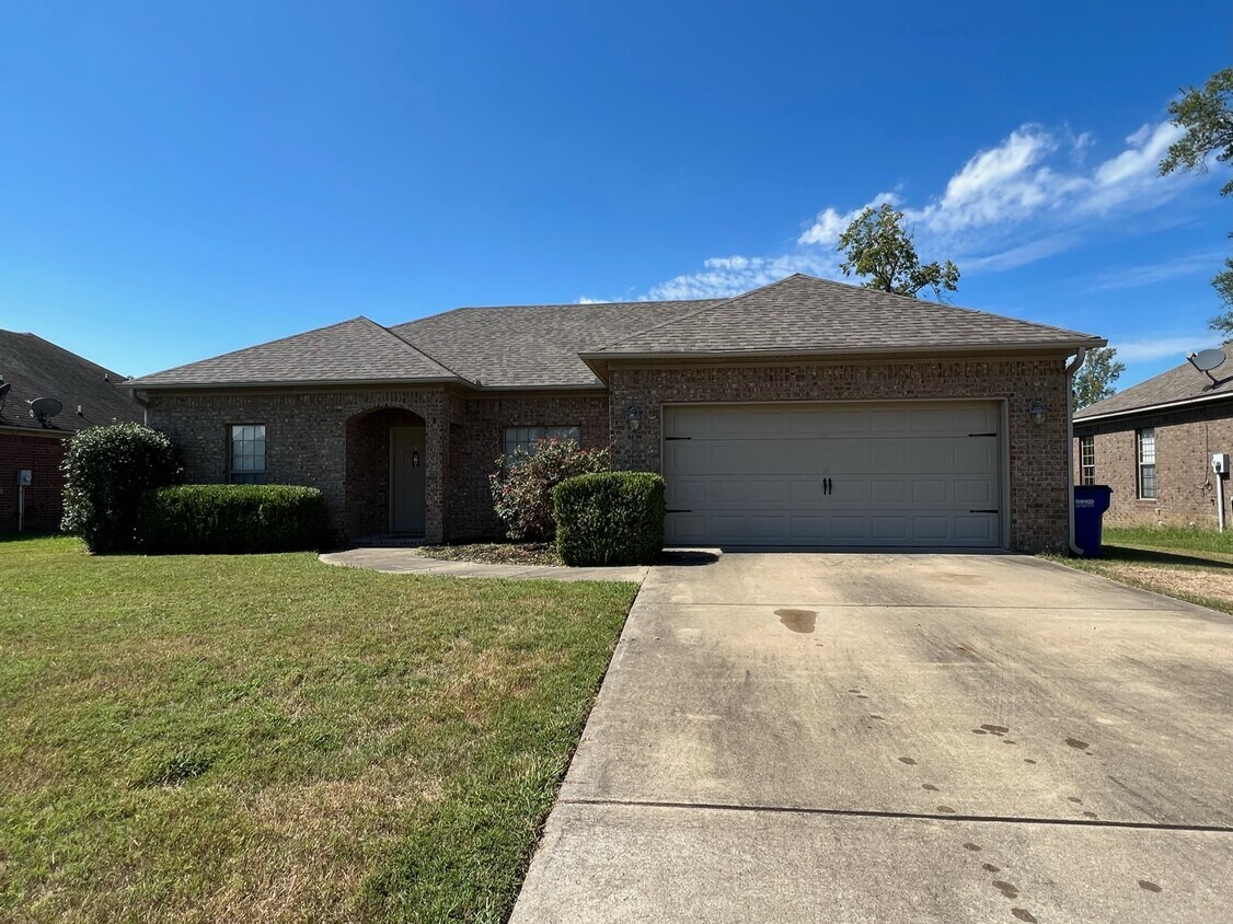 Foto principal - 8 Golden Leaf Dr