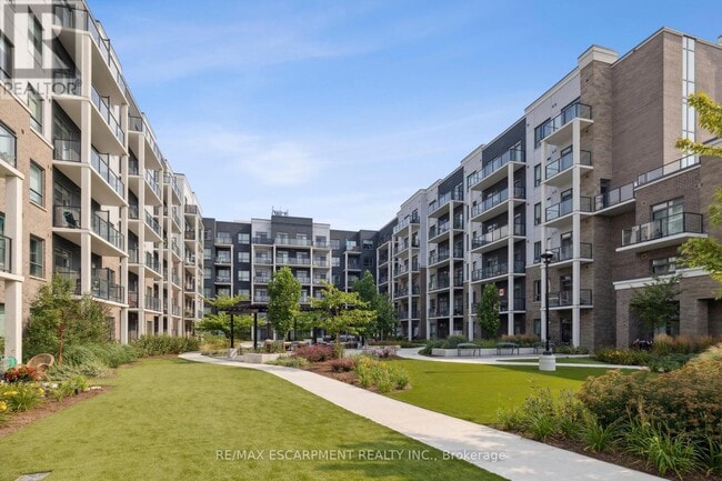 Building Photo - 5055-5055 Greenlane