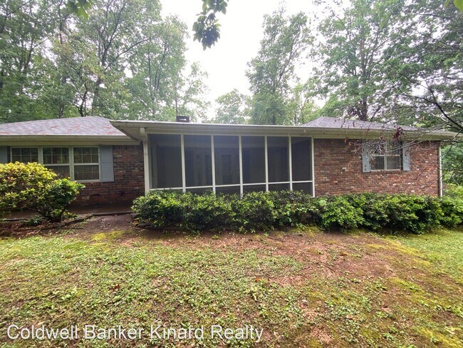 Building Photo - 3 br, 2 bath House - 3967 Woodcrest Circle NW