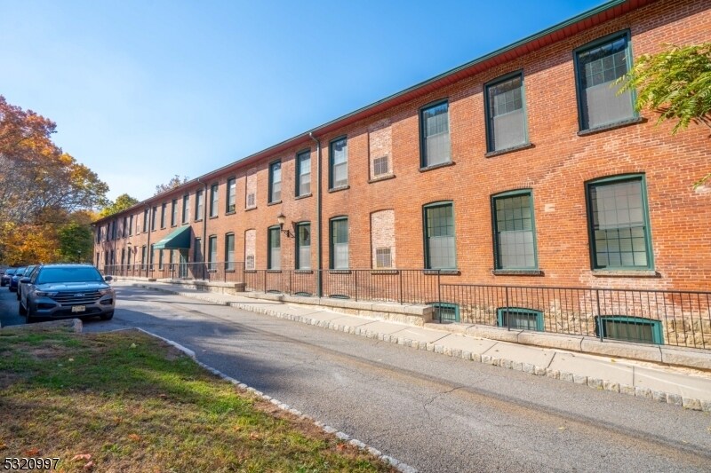 Foto del edificio - 91 Park Heights Ave