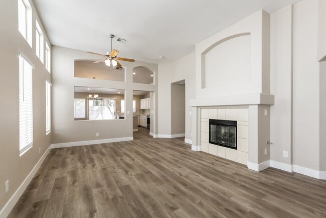 Building Photo - 3334 Syvella Ct