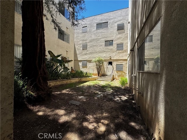 Foto del edificio - 475 E Cypress Ave