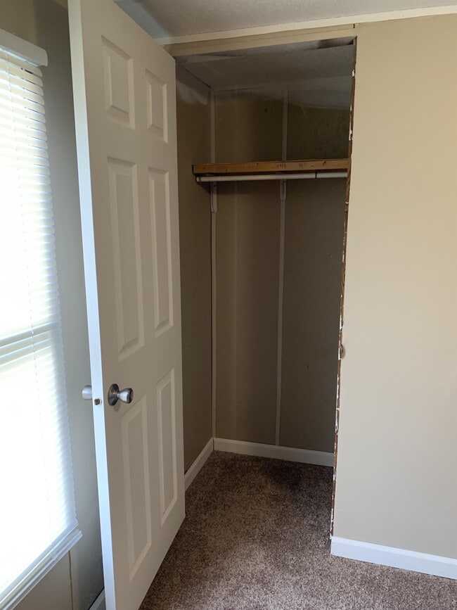 Building Photo - 53 Yoakum Cir