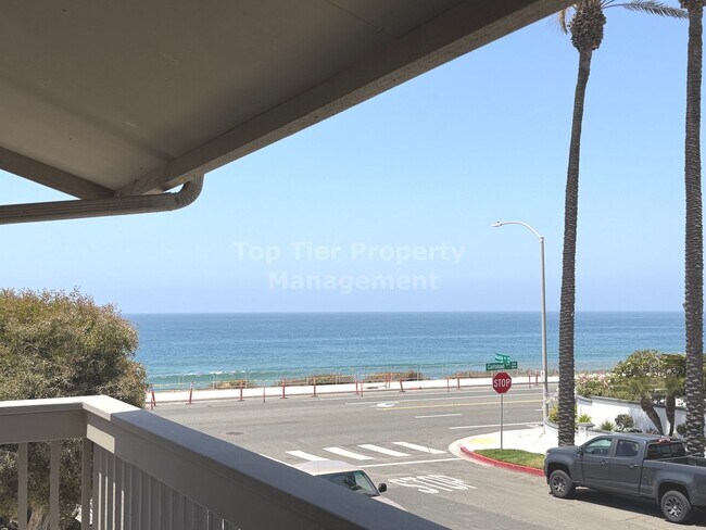 Foto del edificio - ***Beautiful Oceanfront 3 bed, 2 bath, 2,076 sqft House in Carlsbad Village - Available 06/15***