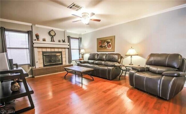 Foto del edificio - 9513 Amber Valley Ln