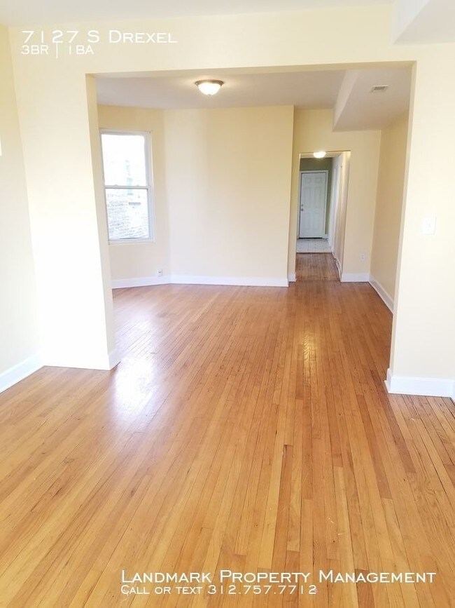 Building Photo - 7127 S Drexel Ave