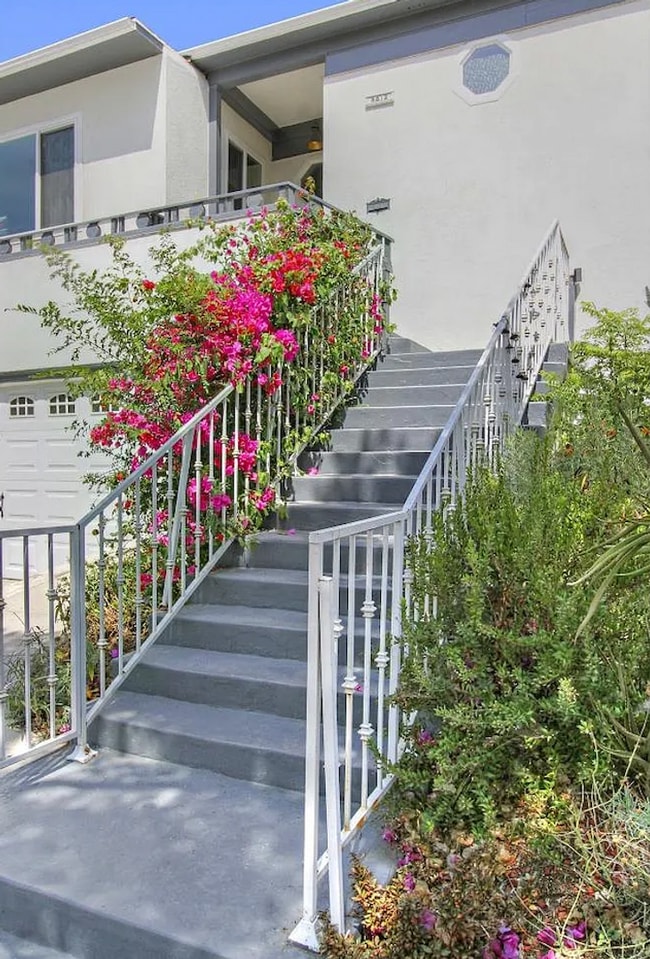 Building Photo - Beautiful 2 bed 2 bath