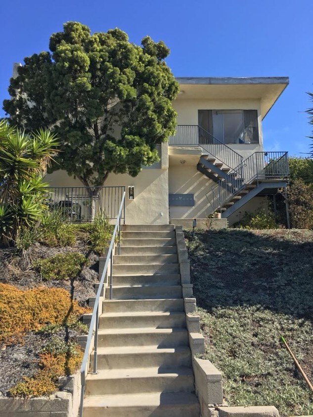 Primary Photo - 3444 Beethoven St