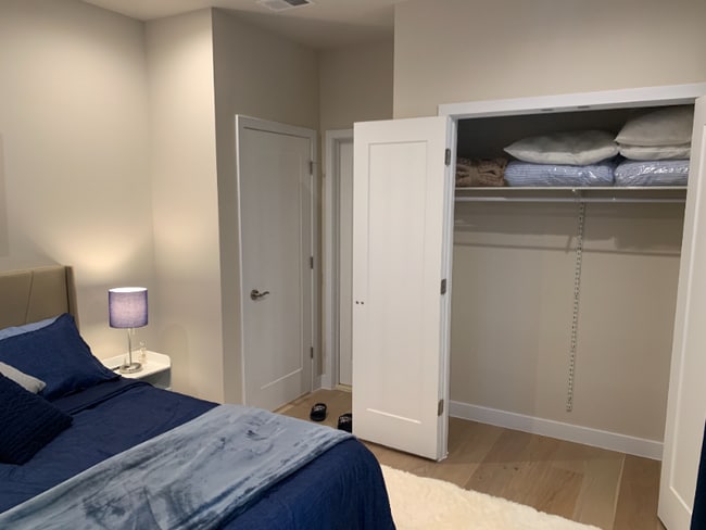 Building Photo - 2512 Elvans Rd SE