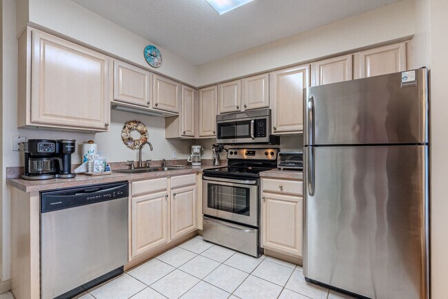 Foto del edificio - 40 Folly Field Rd