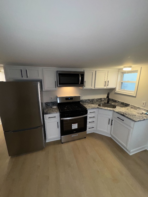 Building Photo - 106 Railroad Ave