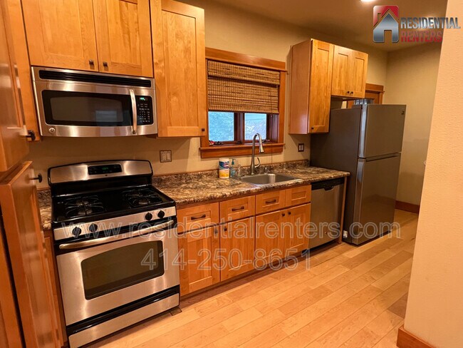 Foto del edificio - 804 E Brady St