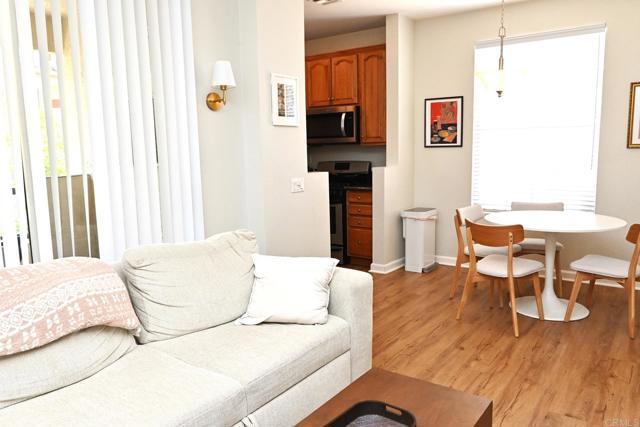 Building Photo - 10880 Sabre Hill Dr