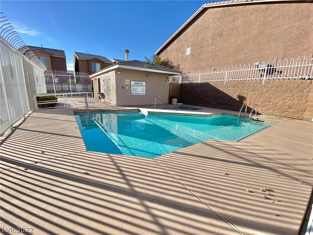 Building Photo - 4079 Halfmoon Bay Dr