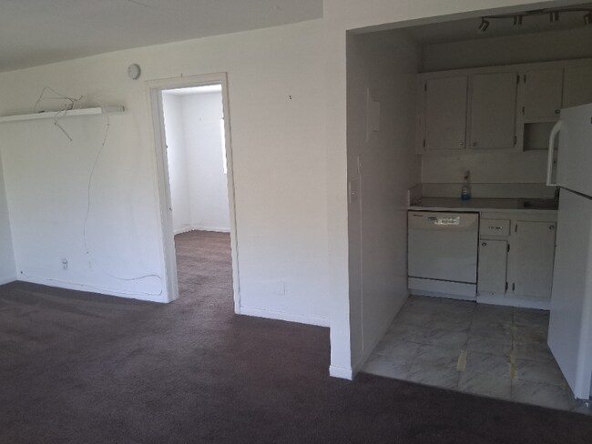 Foto del edificio - 604 SE 14th Ct