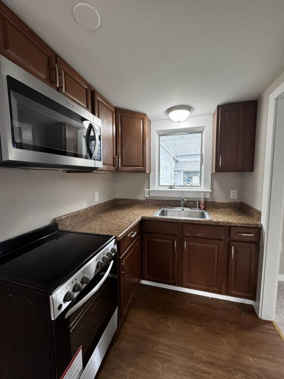 Foto del edificio - 23 Boston Post Rd