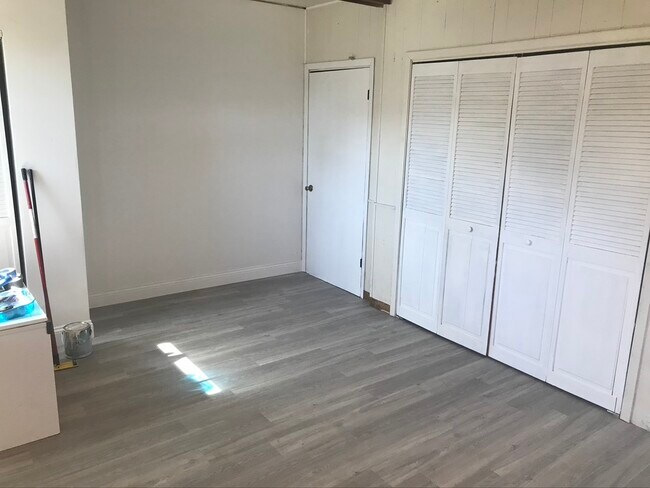 Foto del edificio - 228 Hawthorne Rd