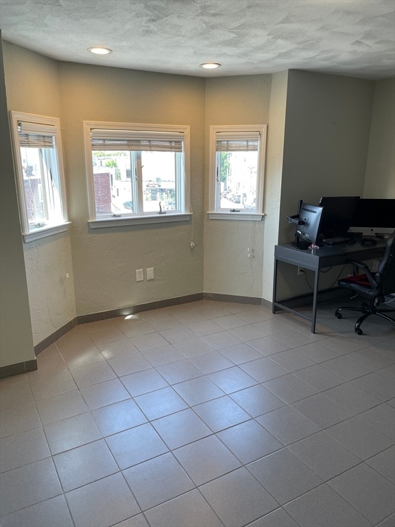 Building Photo - 149 Bennington St