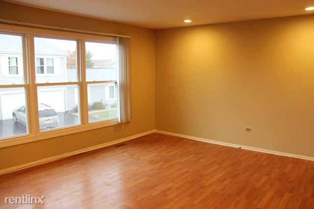 Building Photo - 2 br, 1 bath Condo - 1062 Boston Harbor