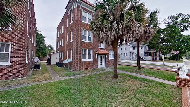 Foto del edificio - 2623 College St