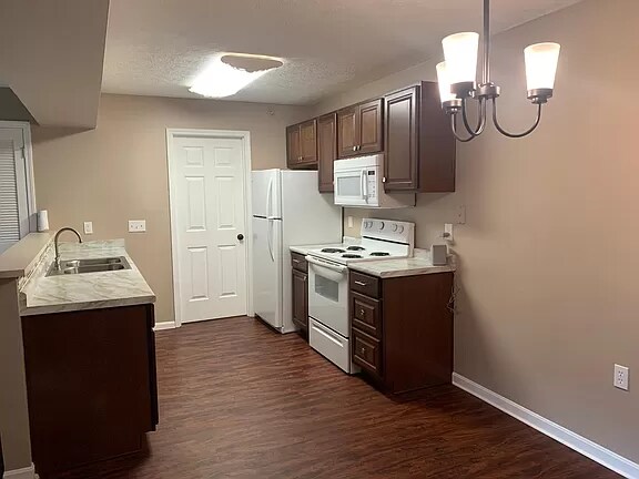 Building Photo - 3151 Preserve Ln