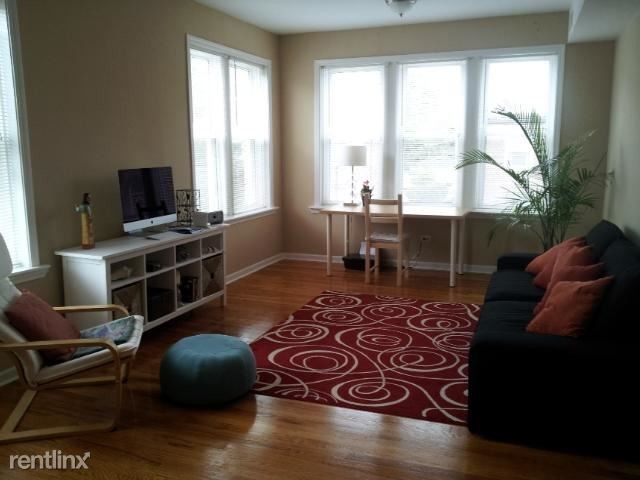 Foto principal - 3614 W Belle Plaine Ave