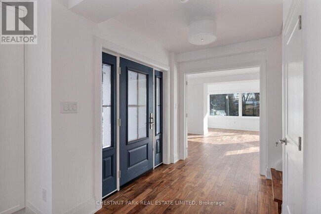 Photo du bâtiment - 98 Glencairn Ave