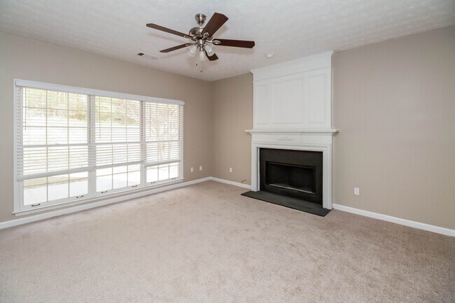 Foto del edificio - 8418 Waverly Dr
