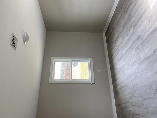 Building Photo - 1417 Edgecombe Meadows Dr