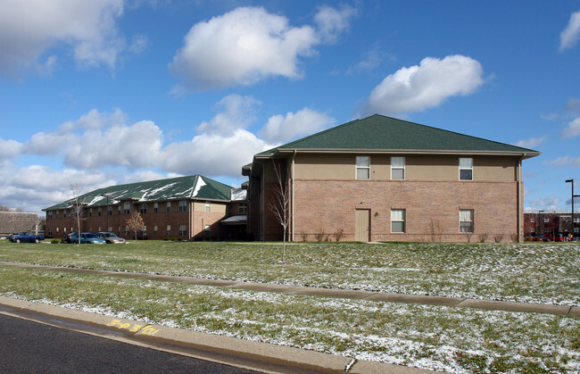 Building Photo - Keygate Manor