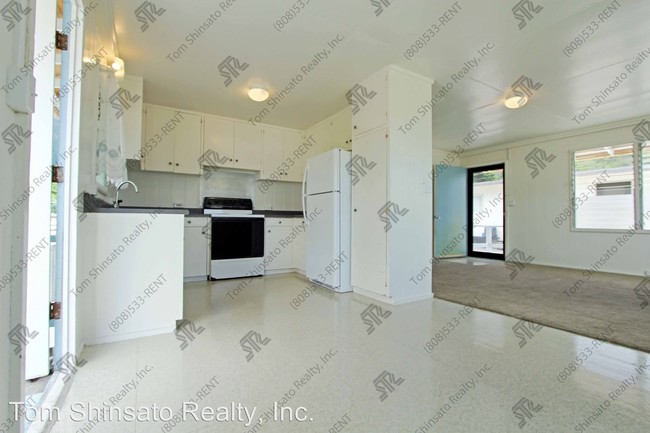 Building Photo - 47-435-435 Waihee Rd