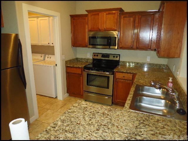 Building Photo - 806 Tuscany Cir