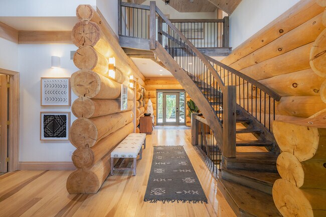 Photo du bâtiment - 144 Craigleith Rd