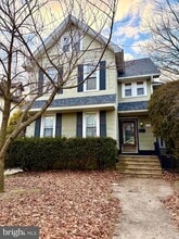 Building Photo - 136 Maple Terrace