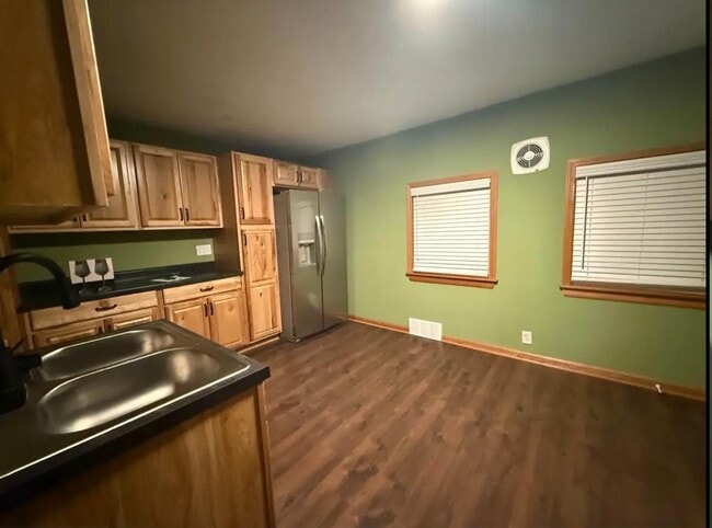 Foto del edificio - 1422 N 26th St