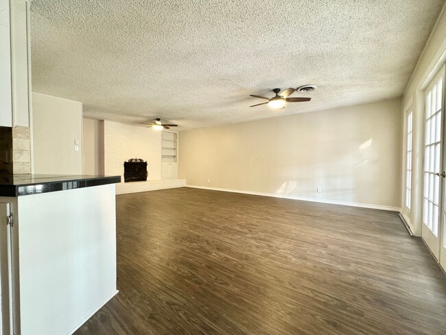 Foto del edificio - 3-Bedroom Home in College Hills!