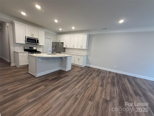 Building Photo - 3941 Fadden St