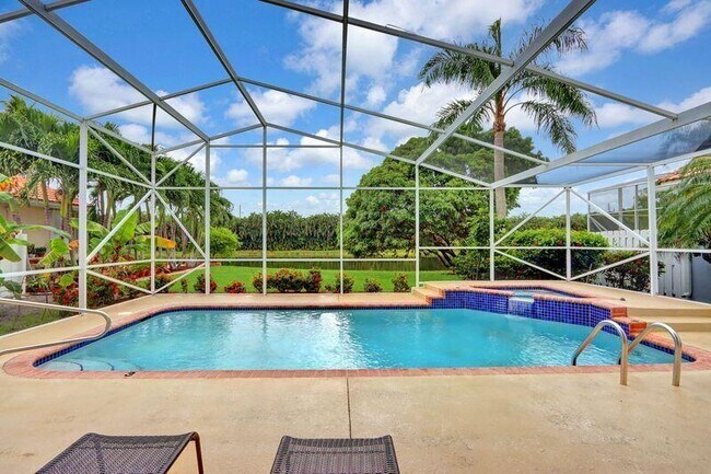 Building Photo - 9061 Long Lake Palm Dr