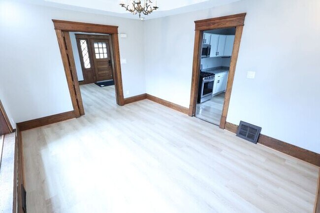 Foto del edificio - 91 Westwood Ave