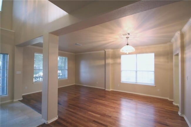 Building Photo - 1616 Chasewood Dr