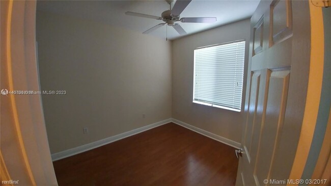 Foto del edificio - 3 br, 2.5 bath House - 6512 Hidden Cove Dr...