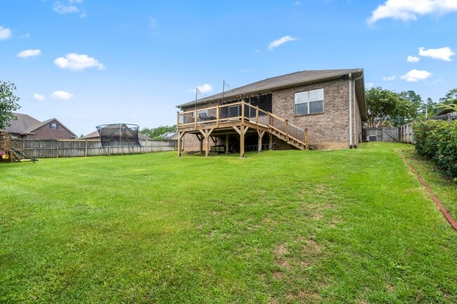 Building Photo - 730 Lime Ln