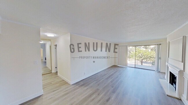 Foto del edificio - Remodeled 2Bd 2Ba Condo in Newport