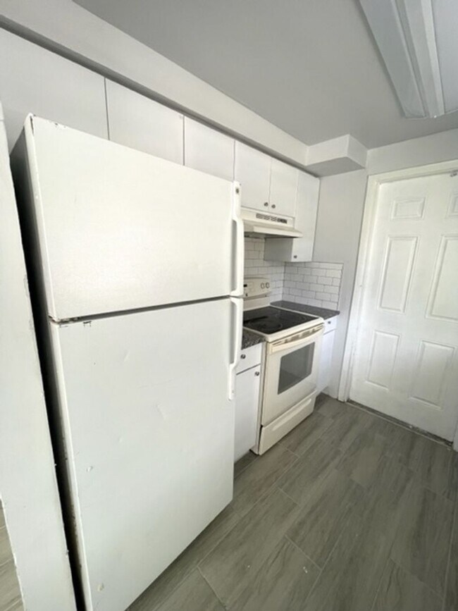 Foto del edificio - 5821 12th St E