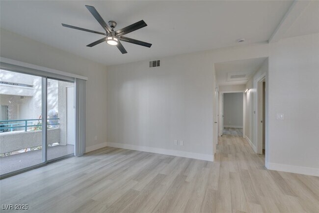 Foto del edificio - 2251 Wigwam Pkwy