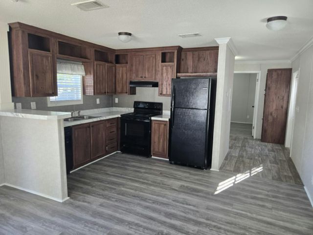 Foto del edificio - 12344 Seminole Blvd